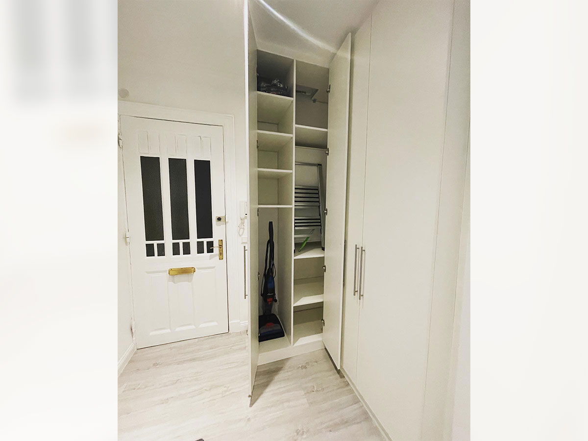 Eckschrank
